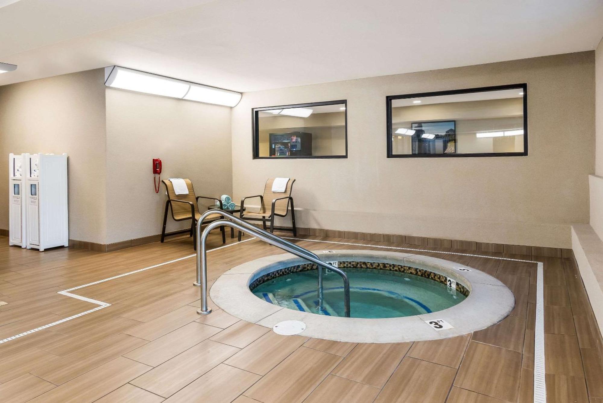Country Inn & Suites By Radisson, Grandville-Grand Rapids West, Mi Exterior foto